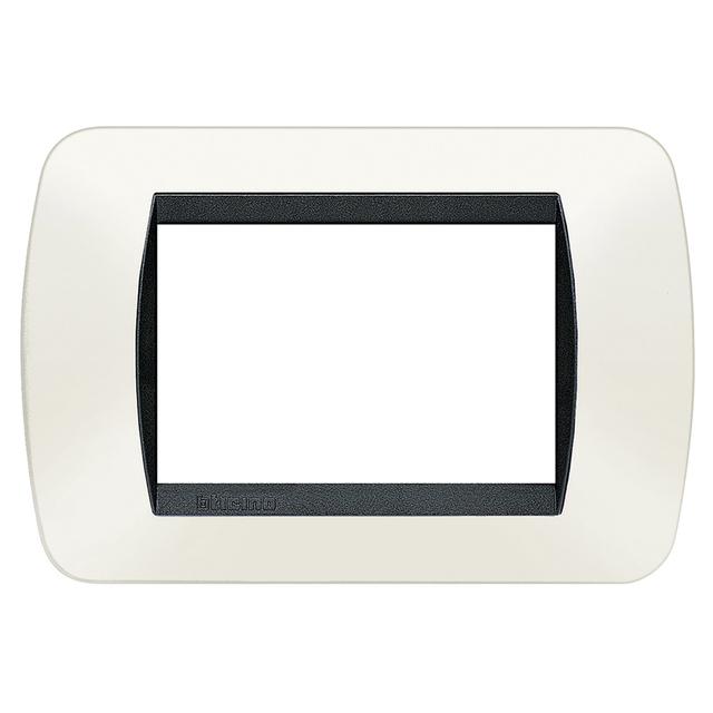 PLACCA 3 MODULI BIANCA BTICINO LIVING BTICINO LIVING | Tecnomat PLACCA 3 MODULI BIANCA BTICINO LIVING BTICINO LIVING | Tecnomat