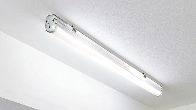 Plafoniere E Tubi LED Per Illuminazione Efficiente - Foto 3