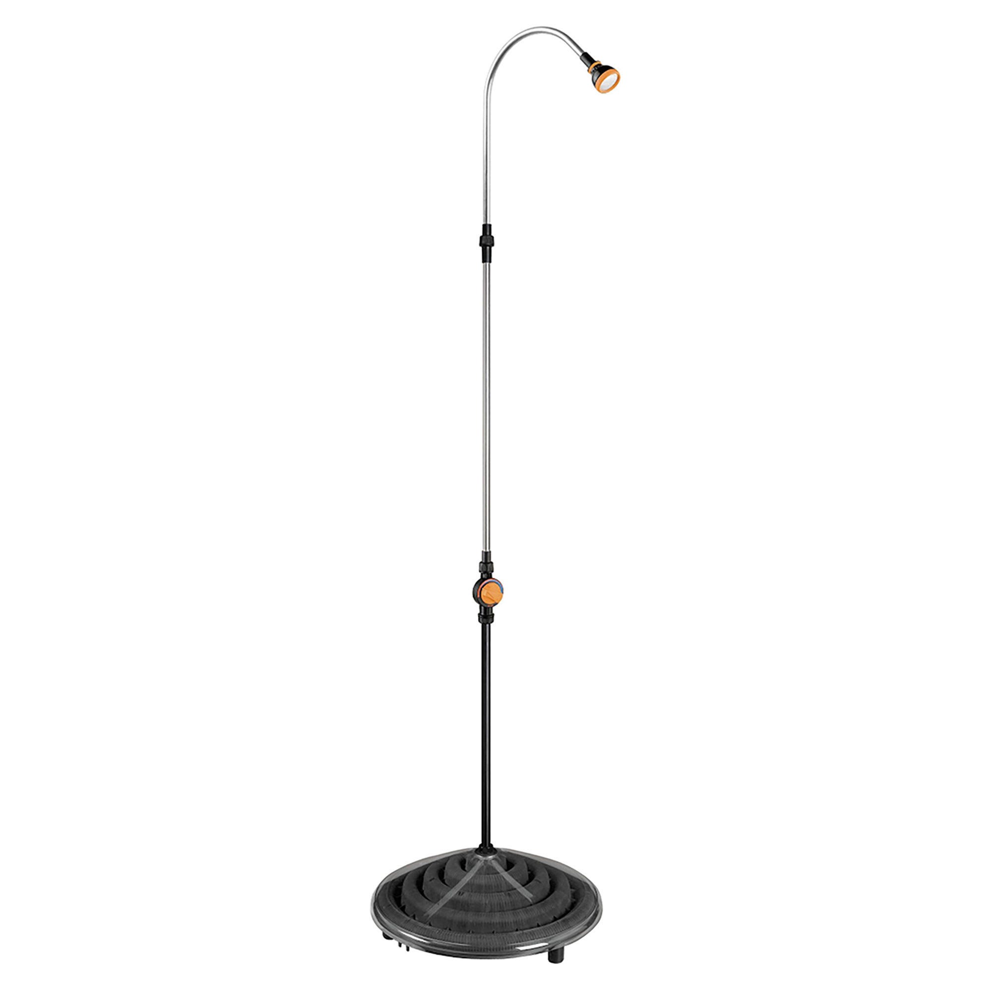 doccia-solare-gf-ad-acqua-calda-per-giardino