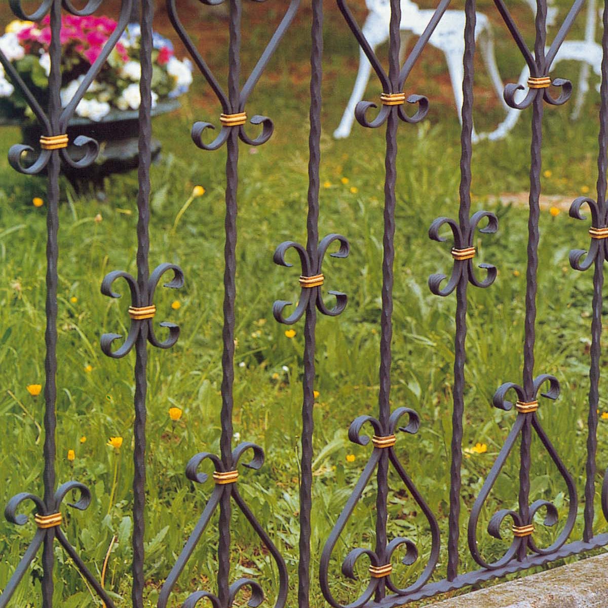 Set di 4 Decorazioni da Giardino in Ferro Battuto, Ornamenti