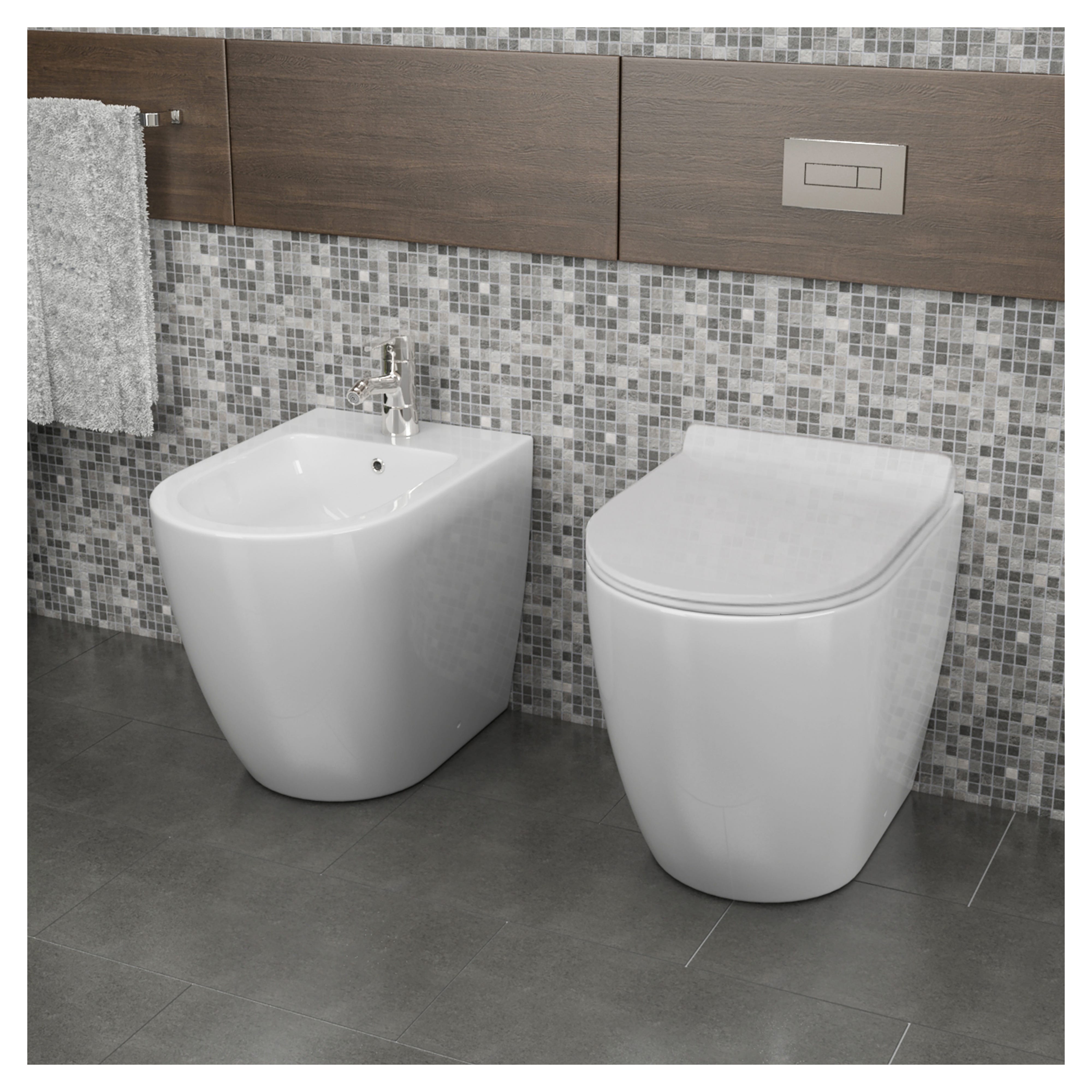 VASO SERIE KENZIA FILO MURO CON SCARICO MULTIPLO IN CERAMICA